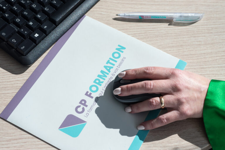 Matériel informatique, tapis souris CP formation